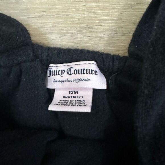 Juicy Couture Kids Size 12Mo Black Velour One Piece Romper Tassel Ruffle Trim - Picture 3 of 4
